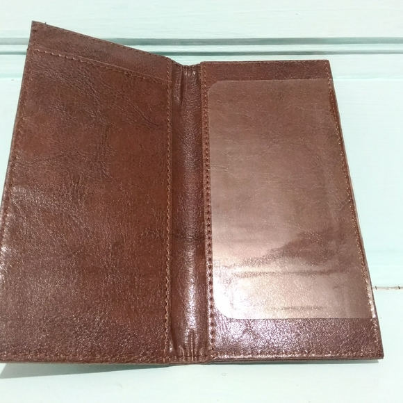 ~NWOT~Vegan Leather Checkbook Cover - Picture 2 of 3